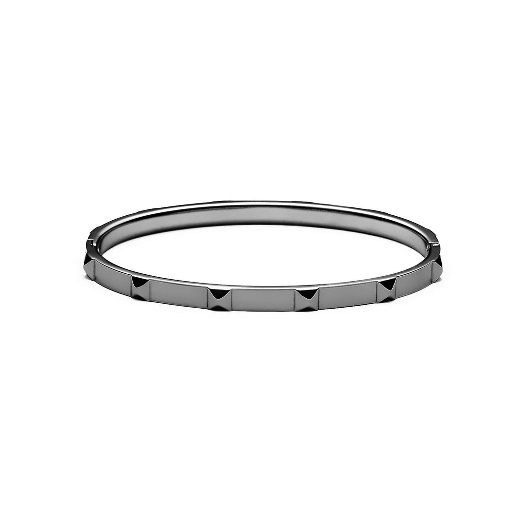 Stud Bangle Thin