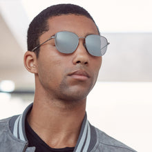 Outlaw Polarized