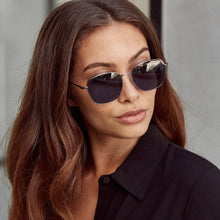Outlaw Polarized