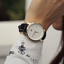 Gold/Black Leather